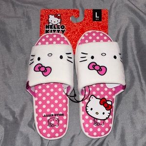 Hello kitty slippers